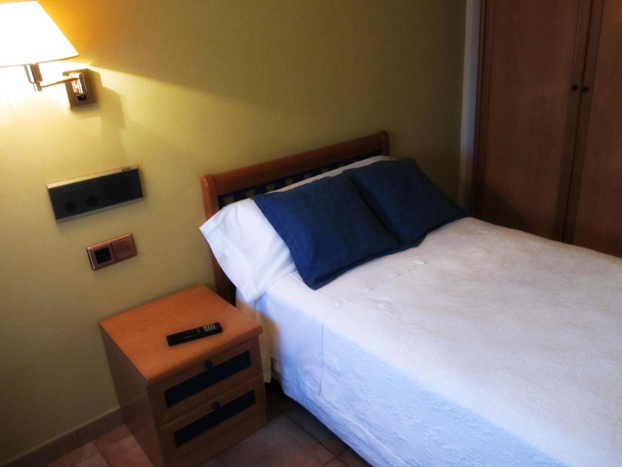 Hotel Villa de Utrillas Esterno foto