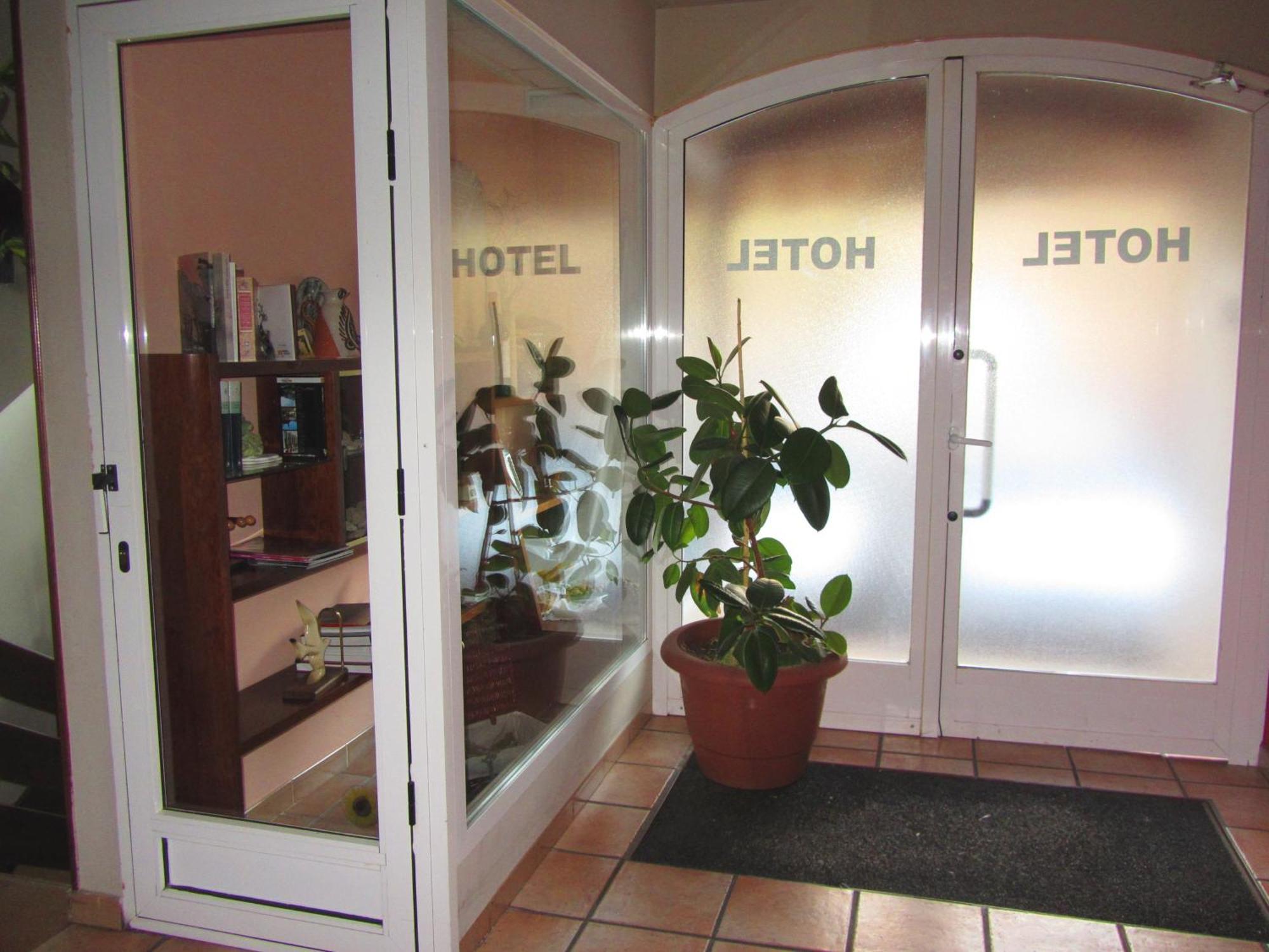 Hotel Villa de Utrillas Esterno foto