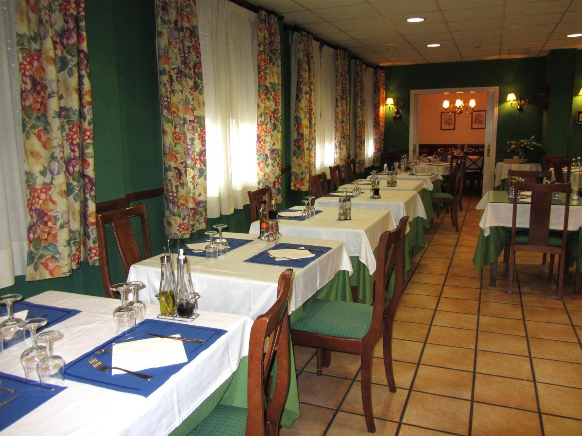 Hotel Villa de Utrillas Esterno foto