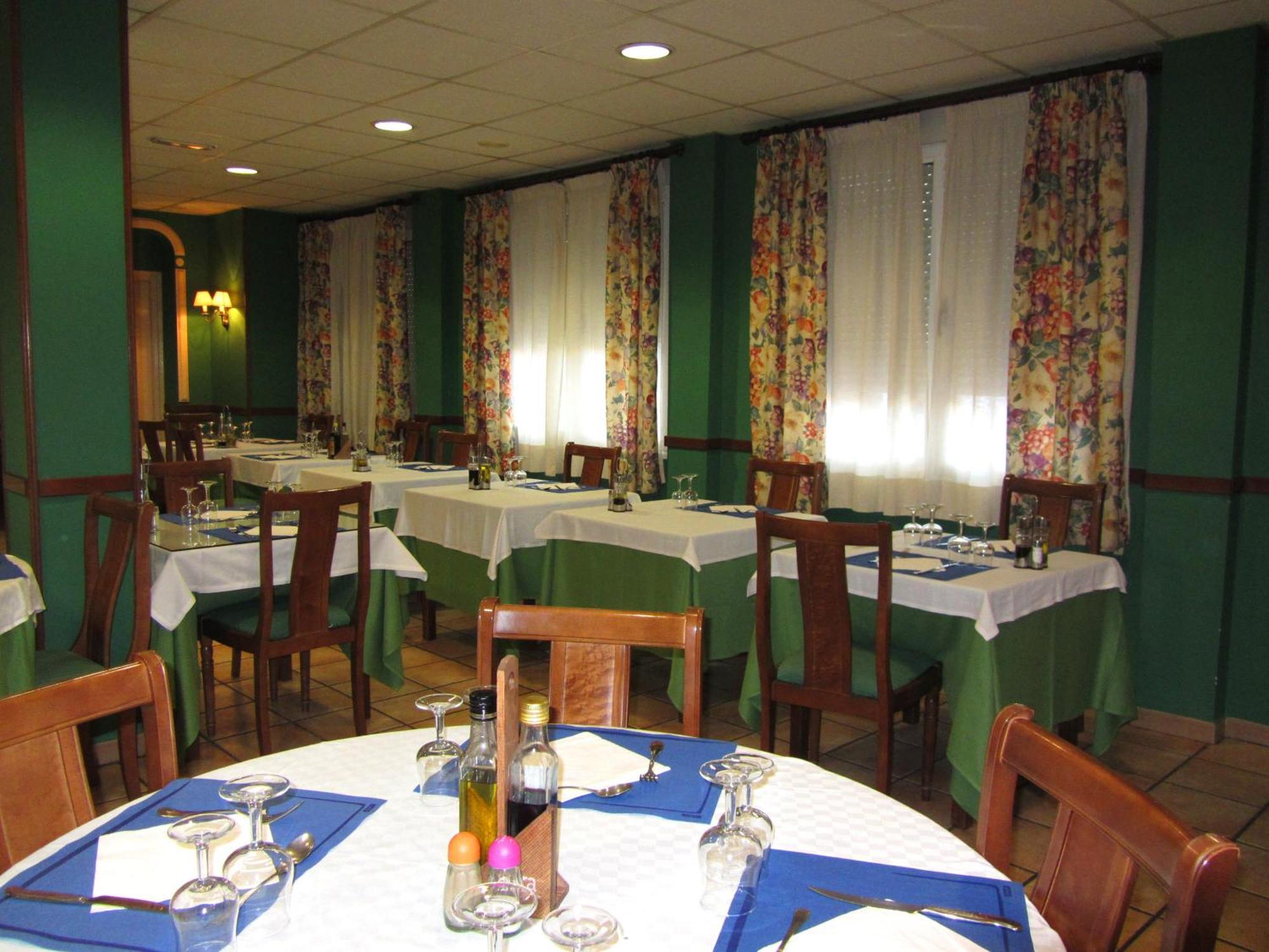 Hotel Villa de Utrillas Esterno foto